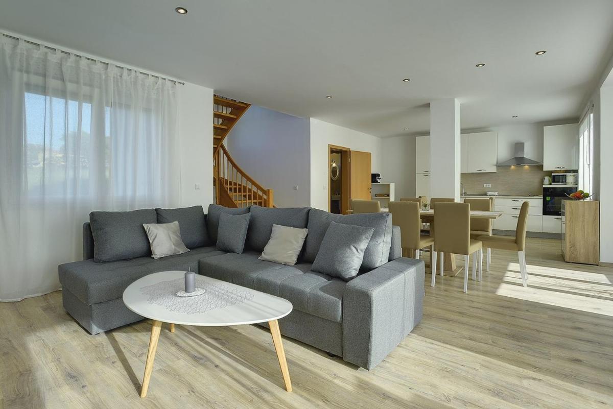 Holiday Home Bellissima Vodnjan Exteriör bild